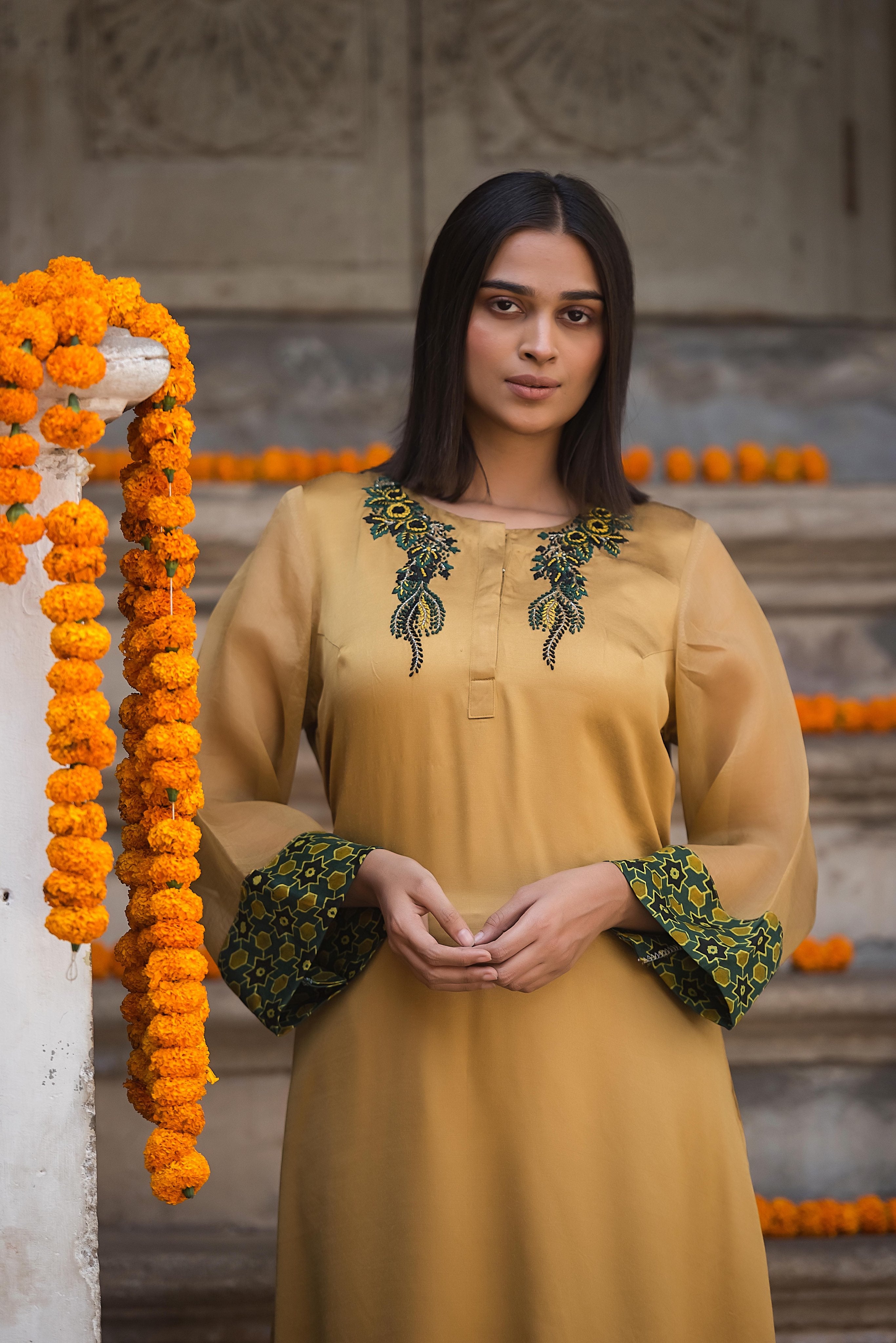 Hand embroidered Dhoti set | SP 005
